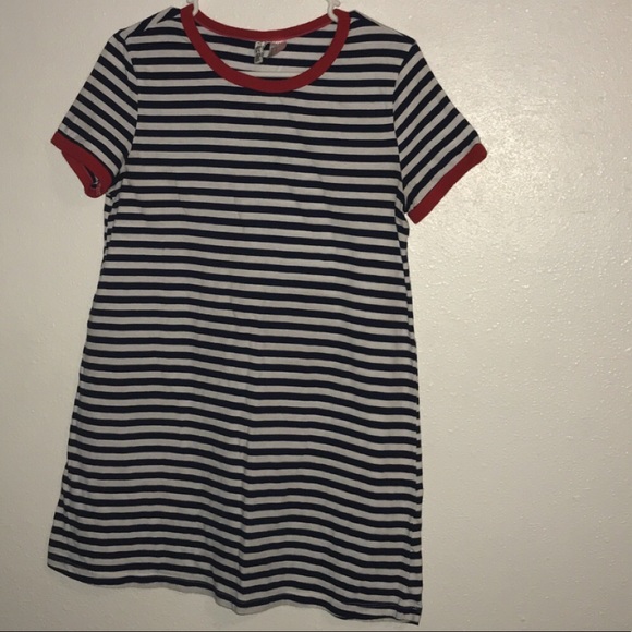 H M Dresses Im Selling Is Dress For 5 Dollars Poshmark